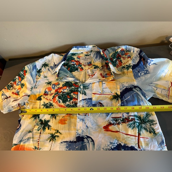 American Eagle Outfitters Men’s Hawaiian Button Down Shirt - Picture 3 of 5